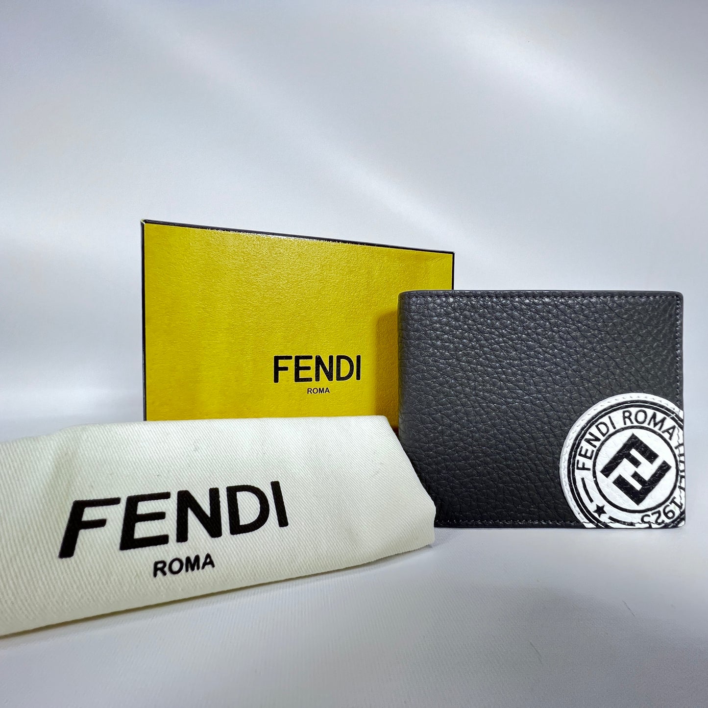 FENDI Men's Logo Stamp Leather Wallet NEW CONDITION